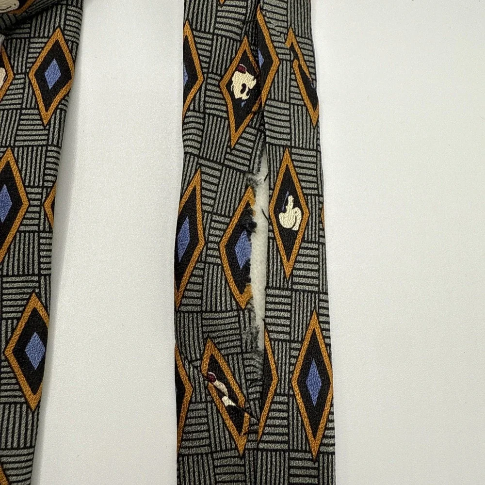 Rare vintage Disney World Gray,Orange,White,Blue,Black soft silk tie 57.5x3.2‎
